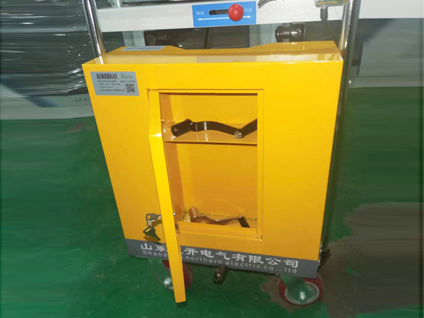 转运车工具箱内部